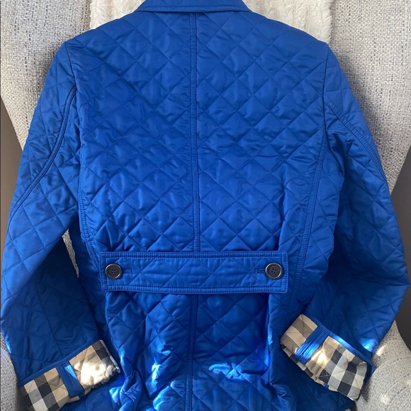 💯 Authentic Burberry Jacket - Picture 2 of 6